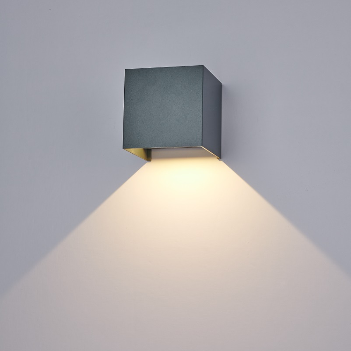 Glindra™ – Modern Touch-Activated Cube Light (50% Off)