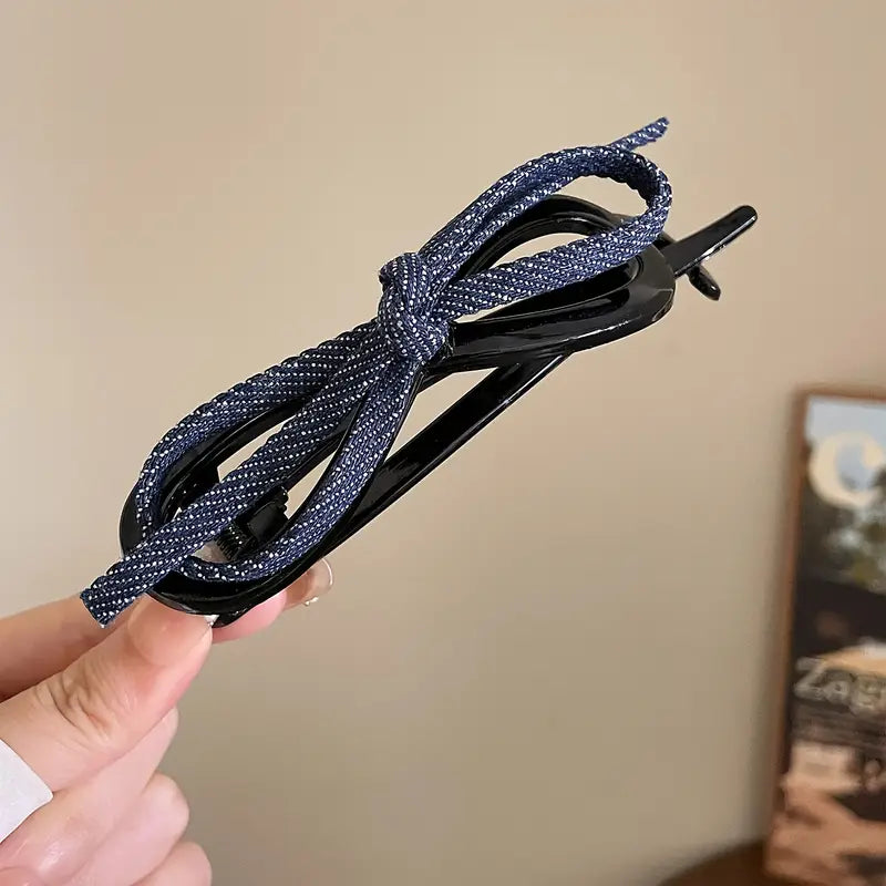 Velina™ – Denim Bow Twist Clip (1+1 Free)