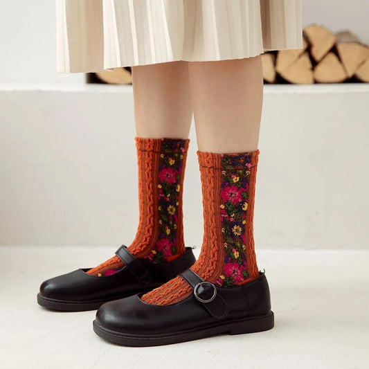 Sorellea™ – Vintage Floral Embroidered Socks (2+3 Free)