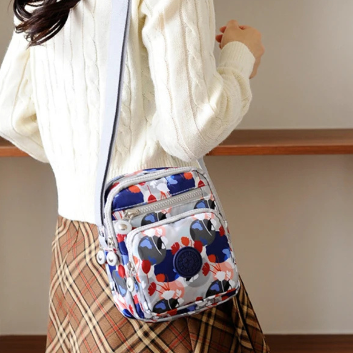 Velmera™ – Lightweight Multi-Pocket Shoulder Bag (1+1 Free)