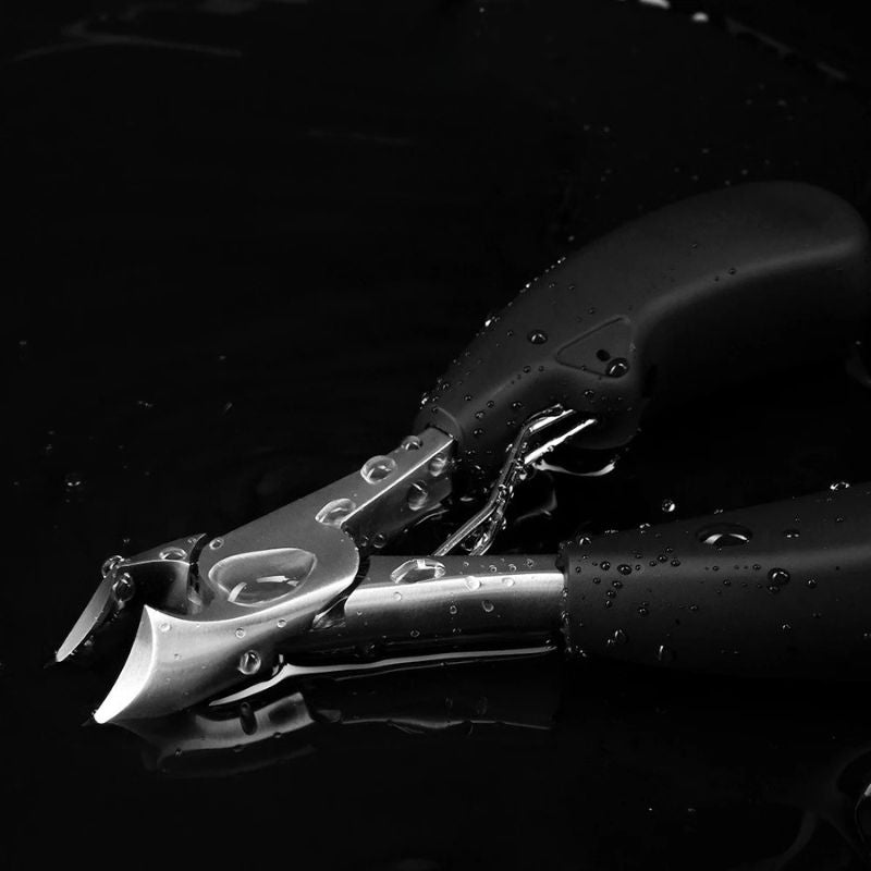 Blisswell™ - Painless Precision 6-In-1 Nail Clipper Set