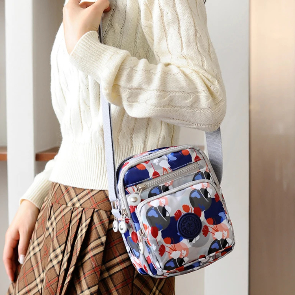 Velmera™ – Lightweight Multi-Pocket Shoulder Bag (1+1 Free)