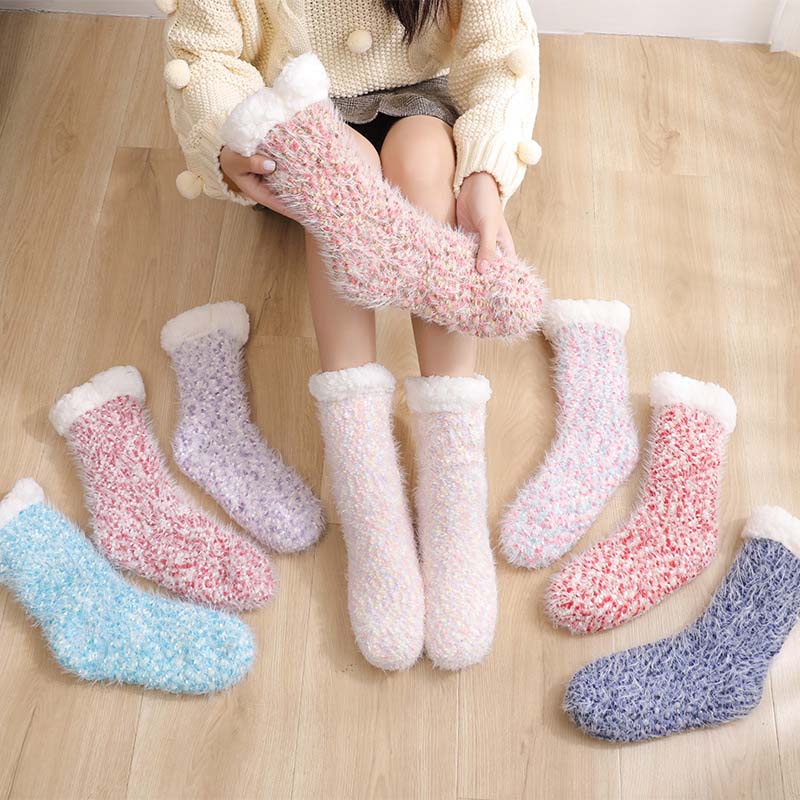 Velvra™ – Sherpa-Lined Indoor Socks