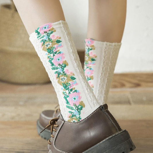 Sorellea™ – Vintage Floral Embroidered Socks (2+3 Free)