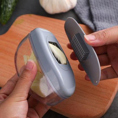 Culinara™ - No-Mess Garlic Press