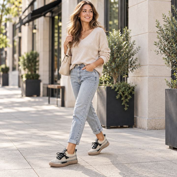 Vivelyn – Knit Upper Cushioned Sole Casual Sneakers