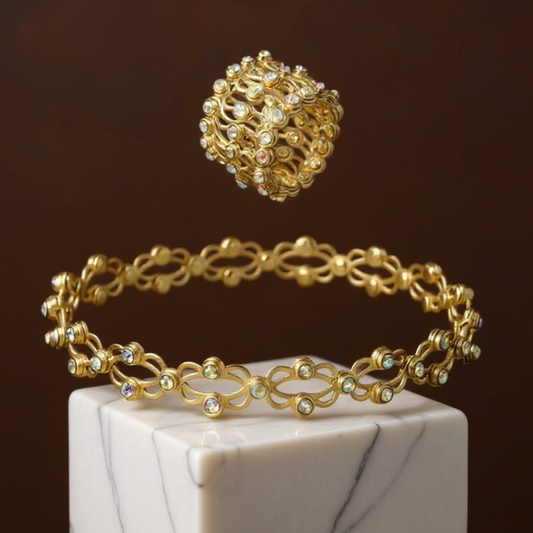 Reveria™ – Foldable Zirconia Ring to Bracelet Accessory (50% Off)