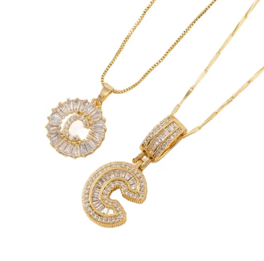 Luneria – Two-Piece Initial Pendant Necklace Set
