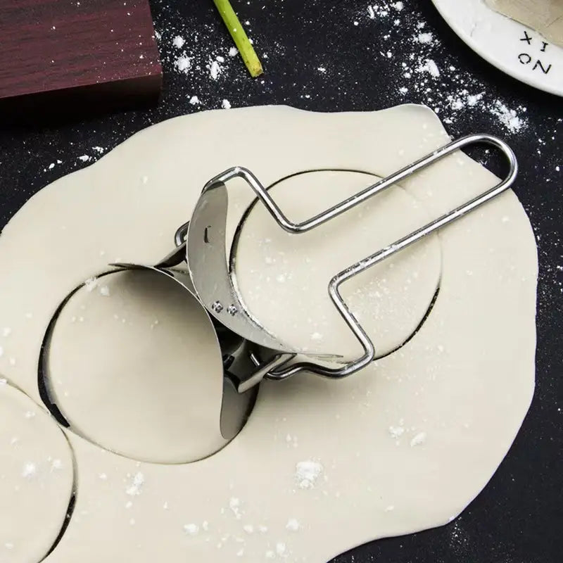 Dumpliq™ – Easy-Press Dumpling Shaper Set  (50% Off)