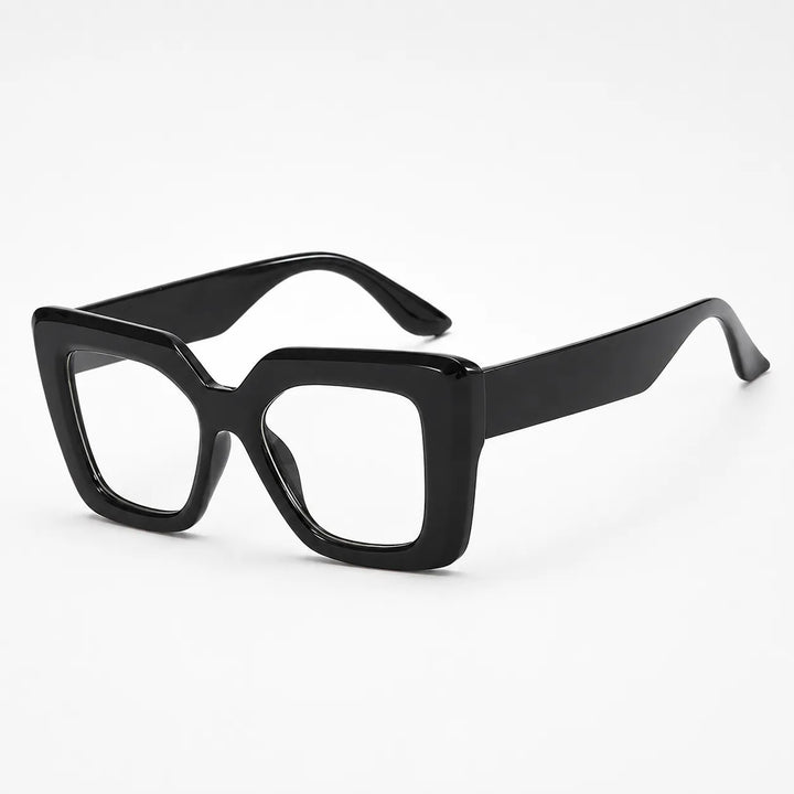 Wearbella – The Square Frame That Finishes Any Look