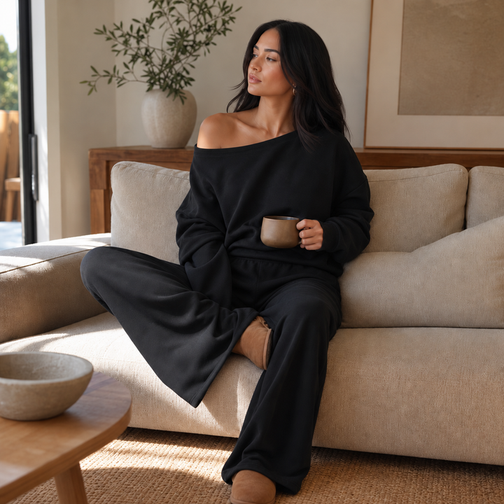 Line & Leisure – Contrast-Piped Wide-Leg Lounge Set
