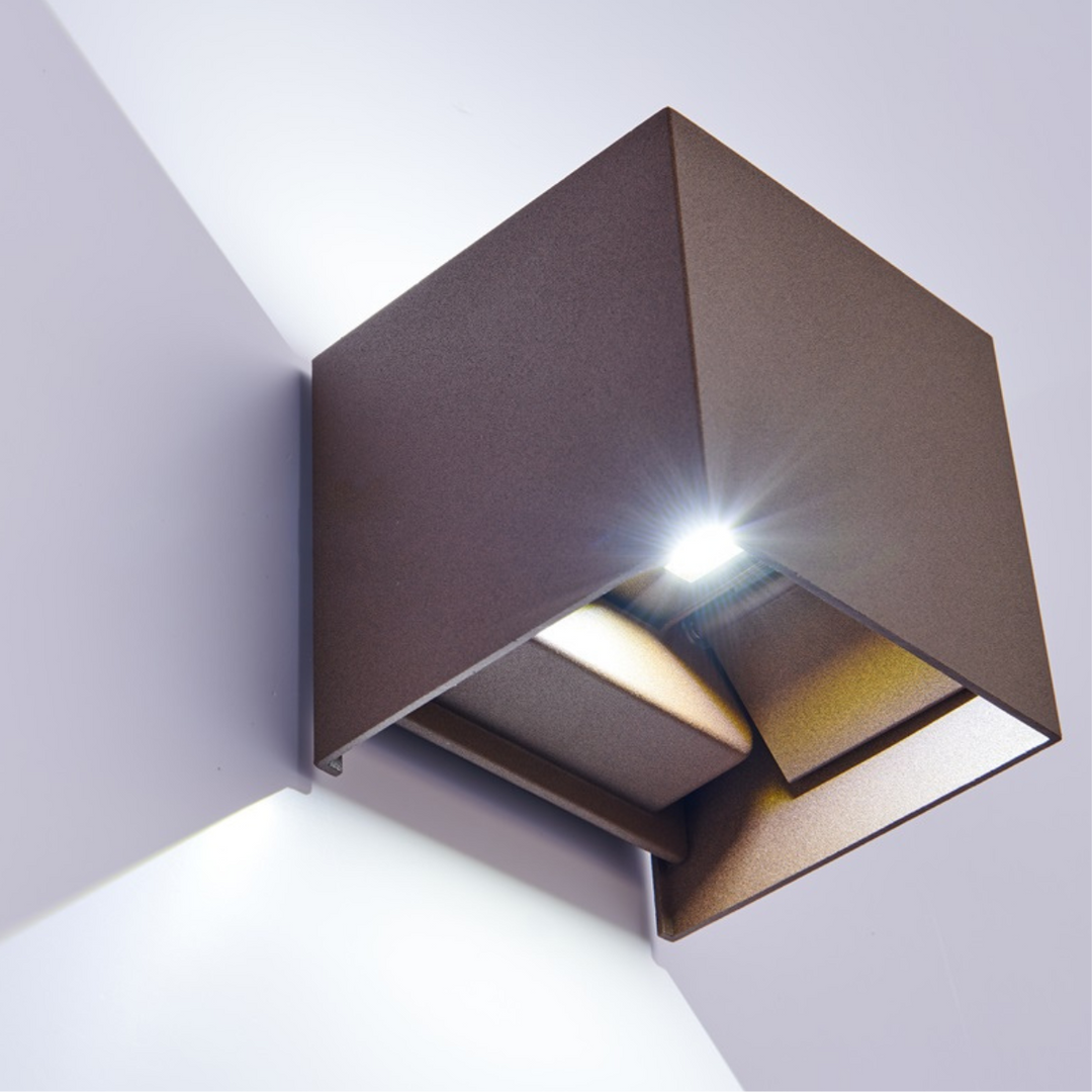 Glindra – Modern Touch-Activated Cube Wall Light