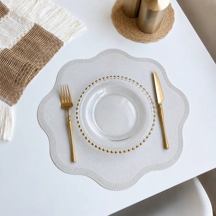 Wearbella – The Placemat Set That Actually Wipes Clean