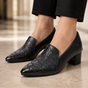 Floressa - Women's embroidered leather pumps with cushioned heel
