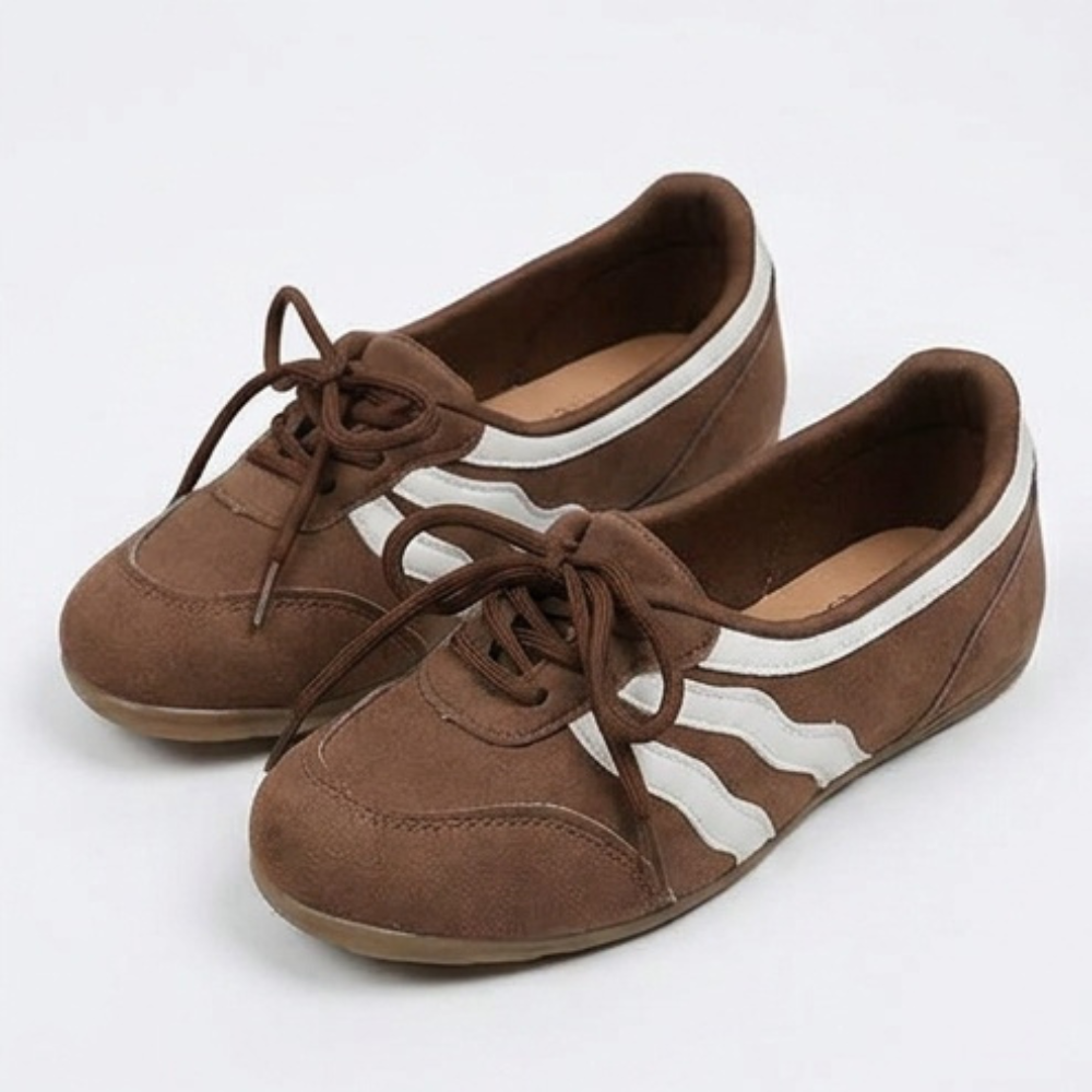 Lunelle – Retro Slip-On Sneakers