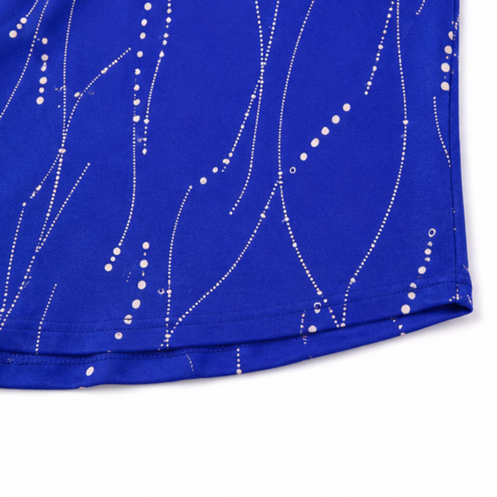 Vivelyn – Dimensional Print V-Neck Blouse