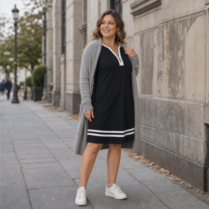 Wearbella – Half-Zip O-Ring Contrast Trim Shift Dress