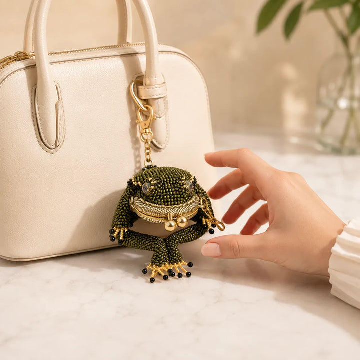 Ribbita – Beaded Frog Coin Purse