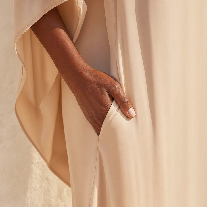 Solenya – Batwing Midi Dress with Keyhole Neckline and Pockets