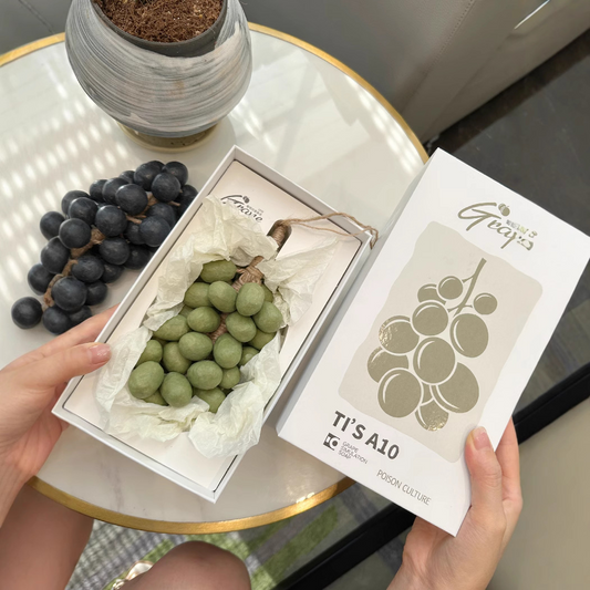 Savinea™ – Aromatic Grape Soap with Essential Oils (50% Off)