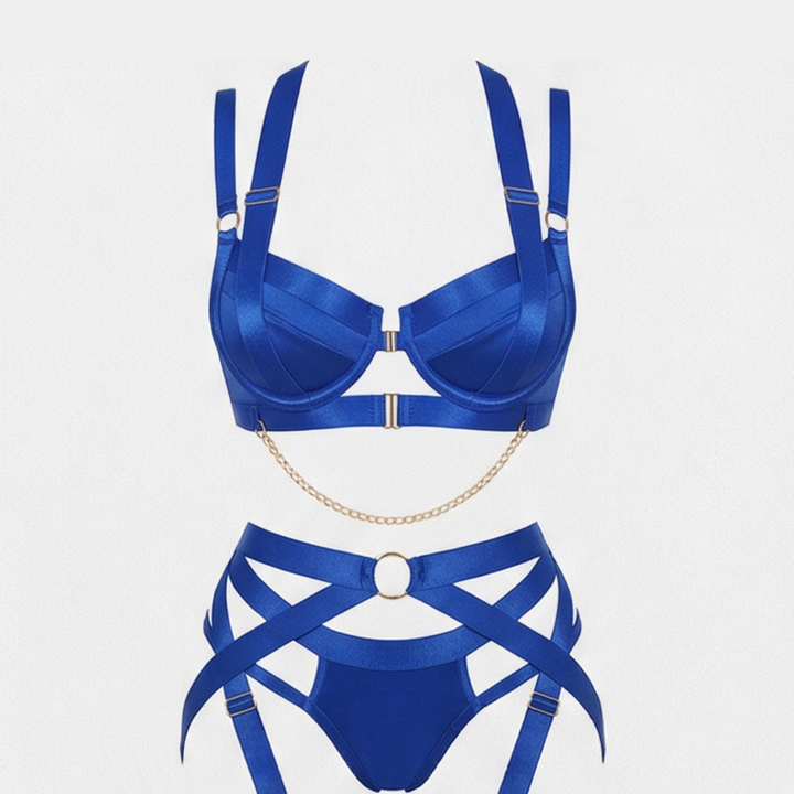 Vivara – Cross Strap Lingerie Set with Chain Detail