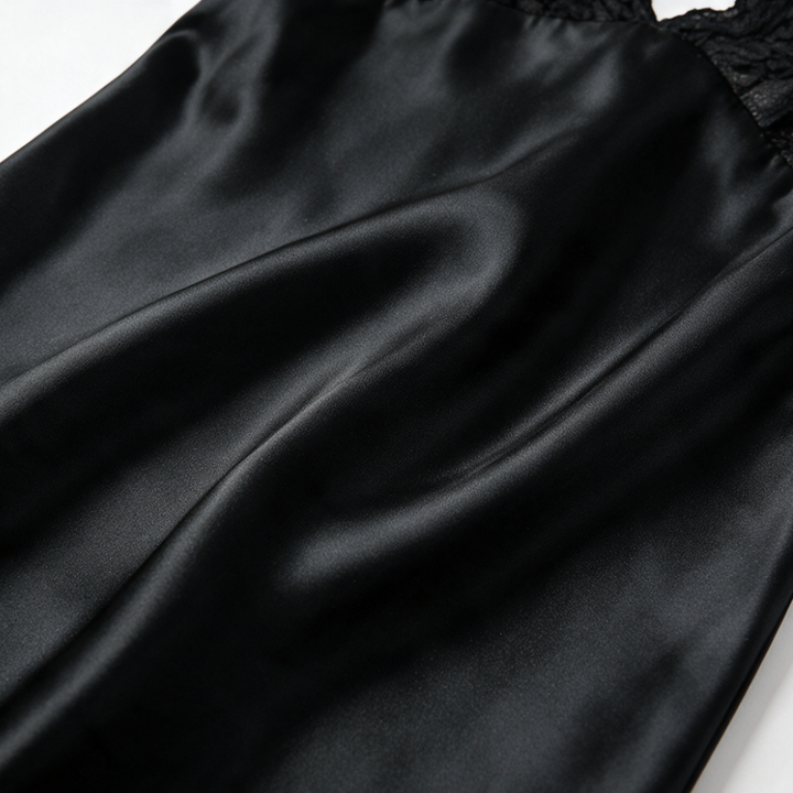Vellamora – Lace-Bodice Bias-Cut Satin Slip Nightgown