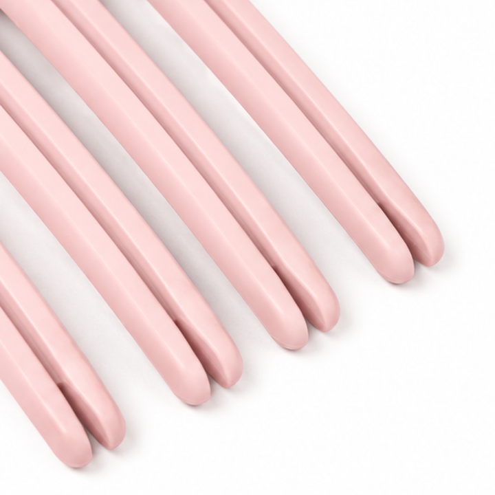 Rootlift – The Heated Clip That Lifts Roots Without The Crease