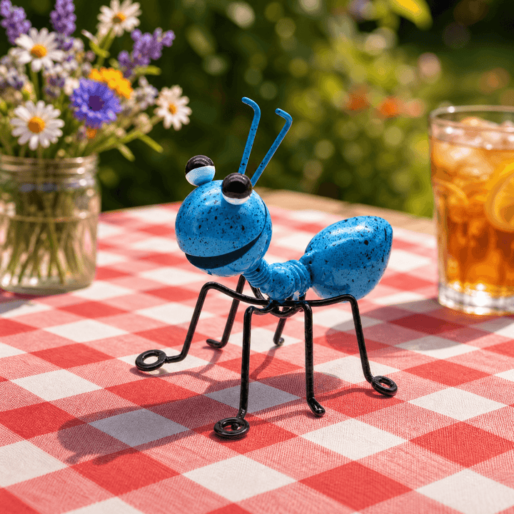 Antly™ – Colorful Metal Ants for Whimsical Gardens Blue
