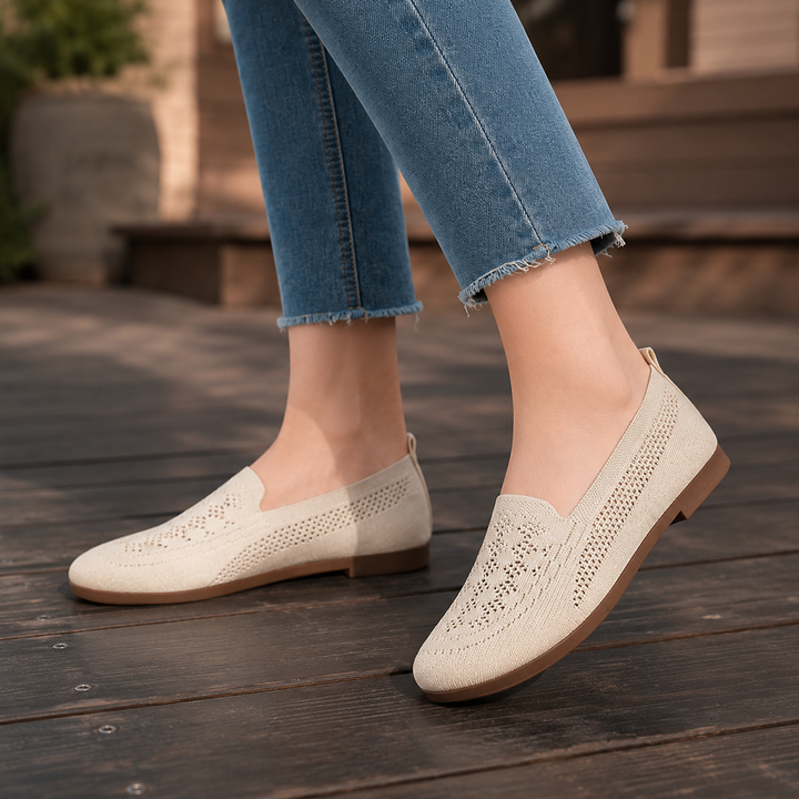 Widloom – Wide Toe Box Slip-On Sneakers