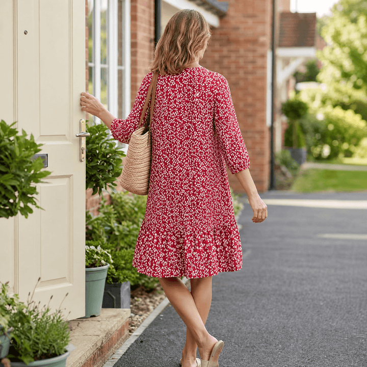 Bellora – Breezy Floral Midi Dress with Ruffle Hem Red