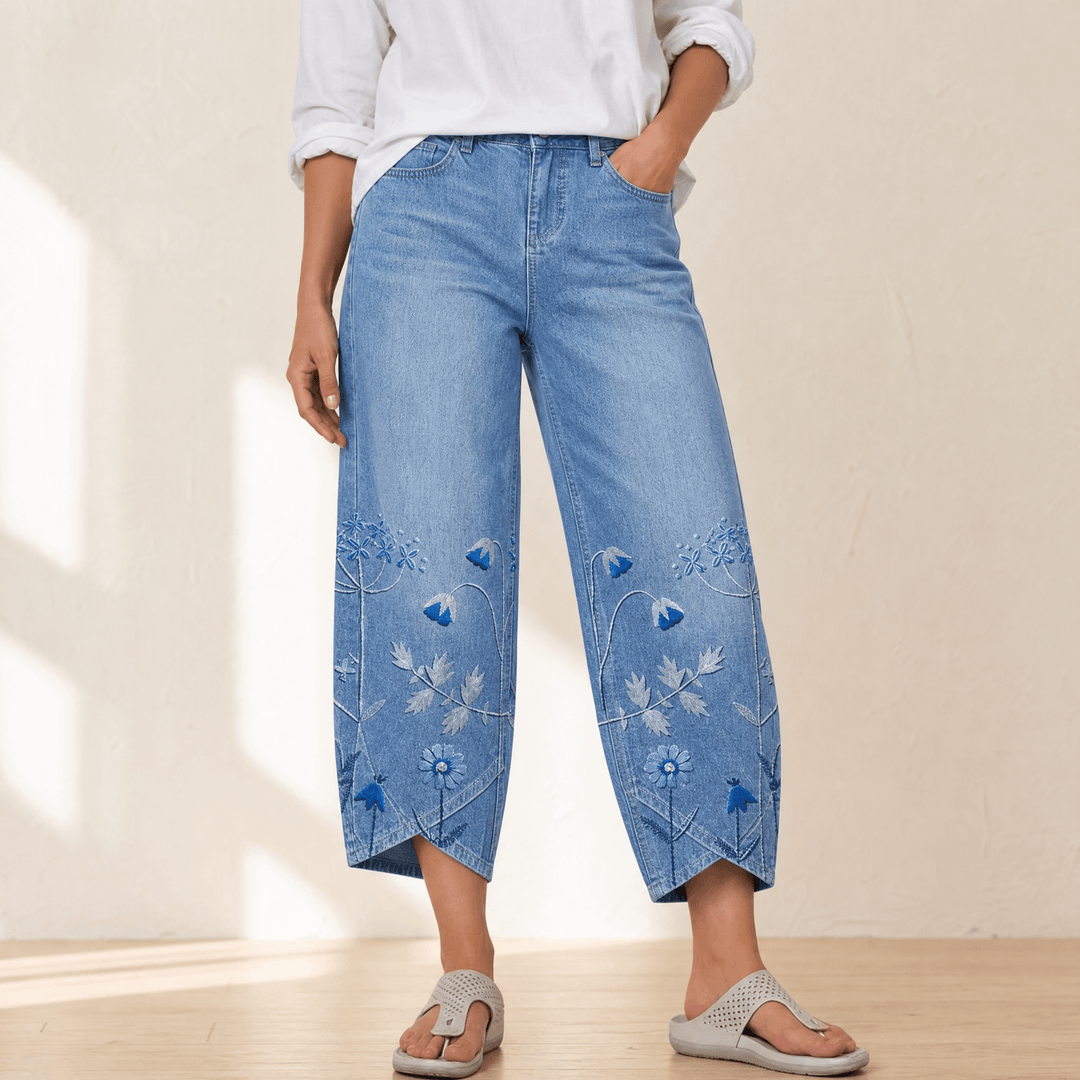 Bloomara – Women's Embroidered Wide-Leg Jeans with Tulip Hem Light Blue