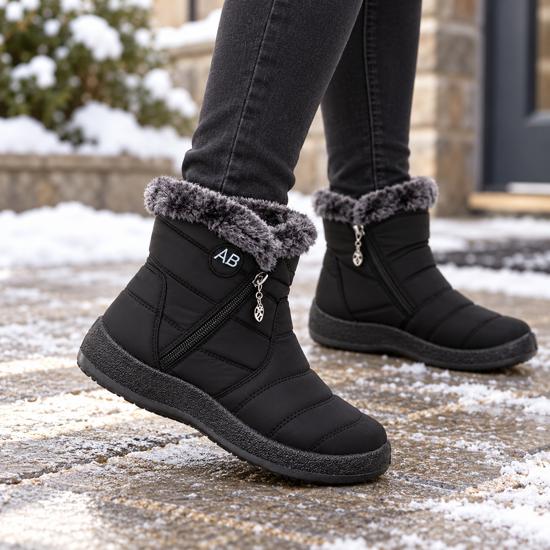 Lunavia – Plush-Lined Zipper Ankle Boots