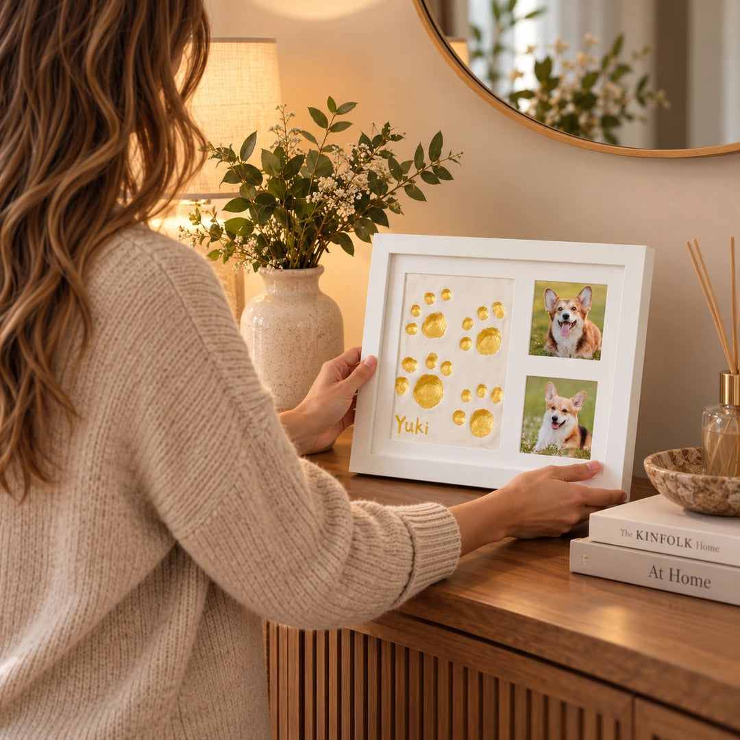 Pawprint Keepsake – Three-Window Paw Print Frame