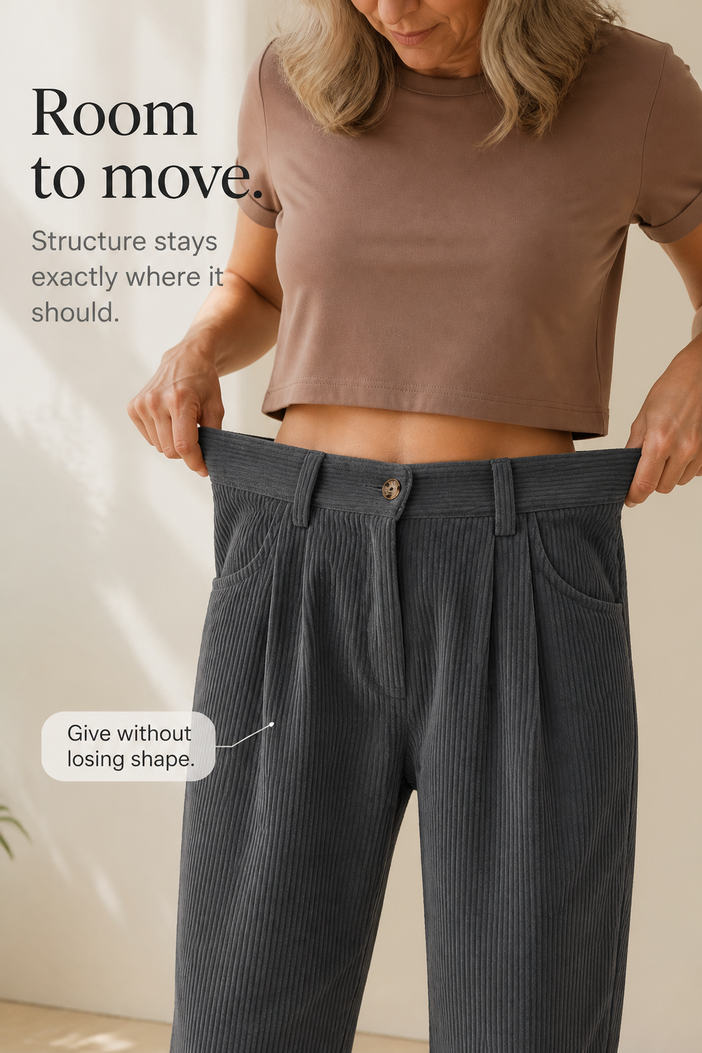 Linelle – Pleated High-Waisted Wide-Leg Trousers