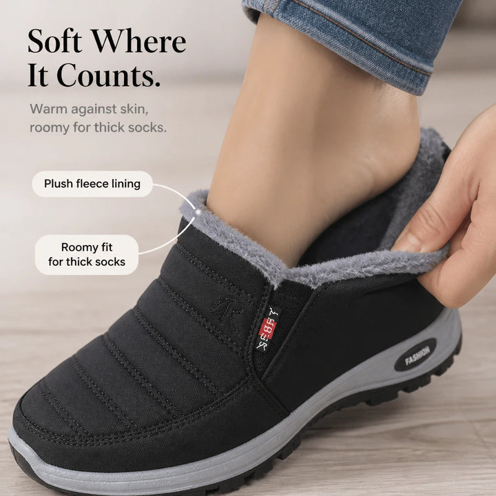 Snowelle – Fleece-Lined Padded Slip-On Ankle Boots