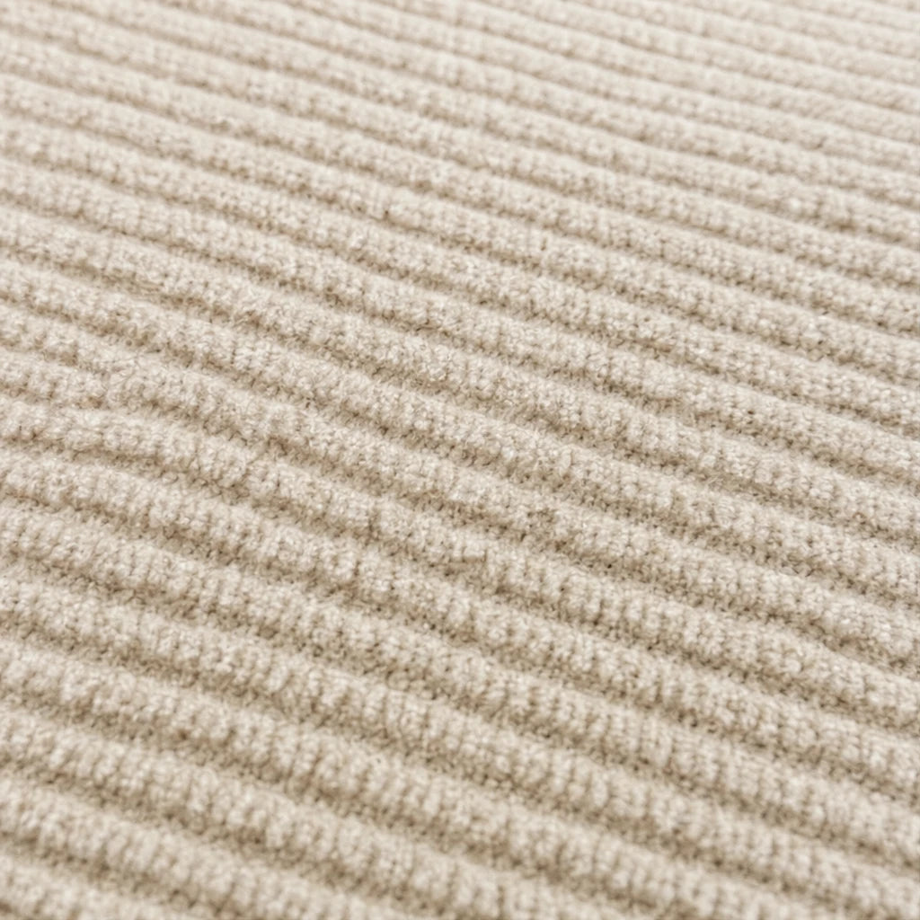 Vivelyn – Textured Knit Puff Sleeve Midi Dress