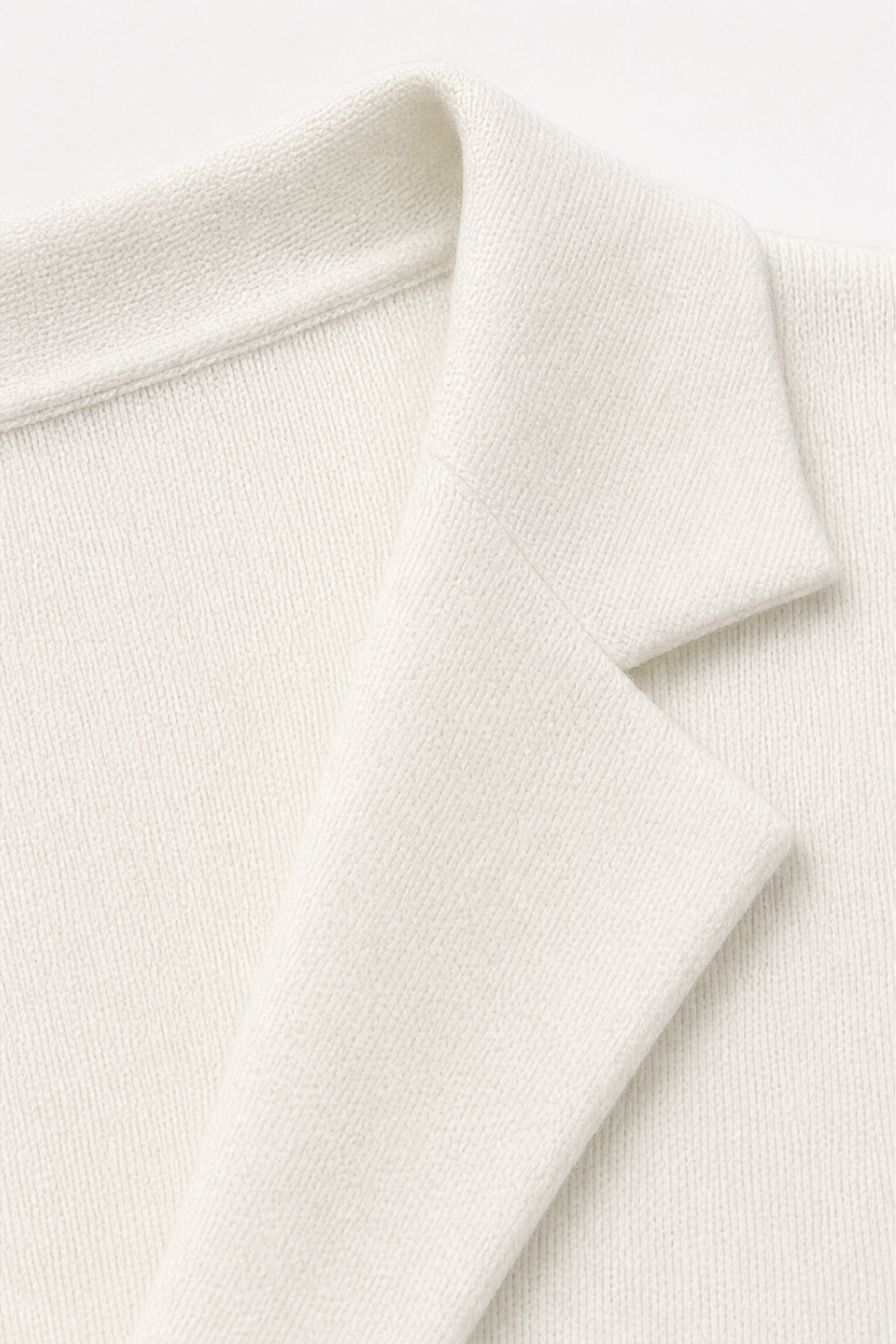 Lapelle – Structured Notch Lapel Flat-Knit Cardigan