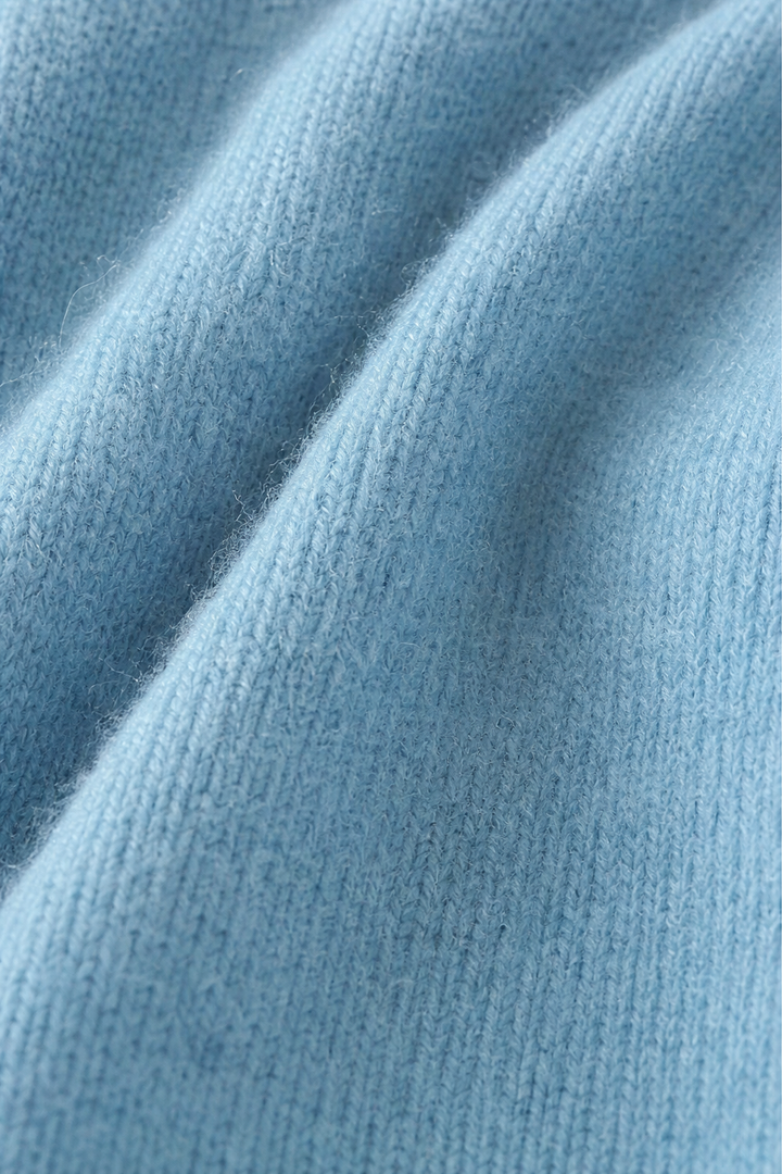 Cablesse – Braided Cable Knit Crew Neck Sweater