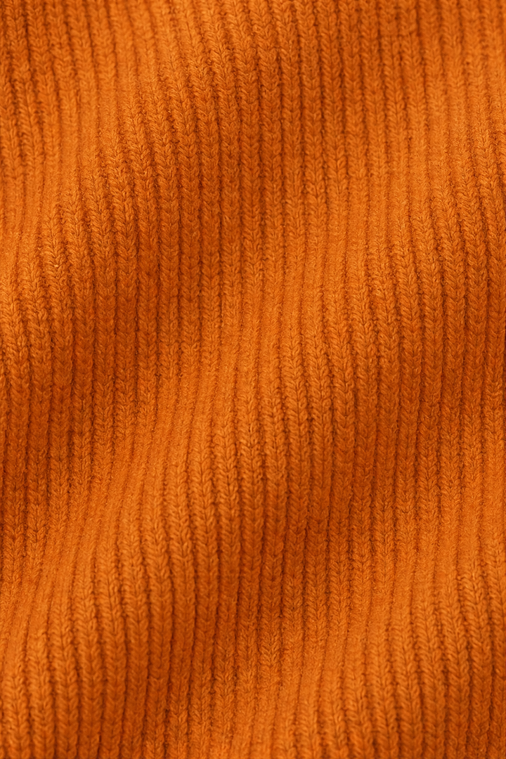 Softline – Ribbed V-Neck Relaxed Knit Sweater