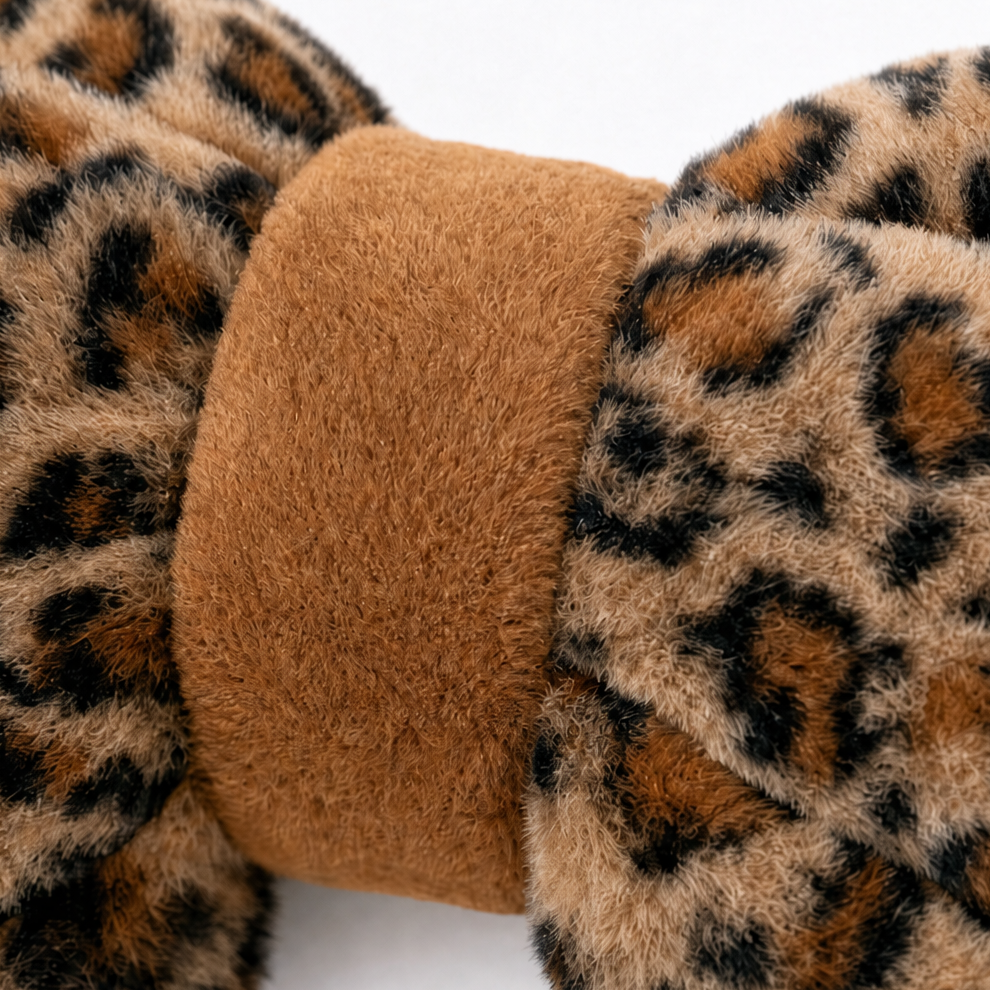 Bowvelle – Leopard Print Bowknot Throw Pillow