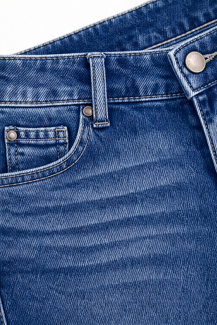 Flarelynn – Scalloped Button Raw-Hem Flare Jeans