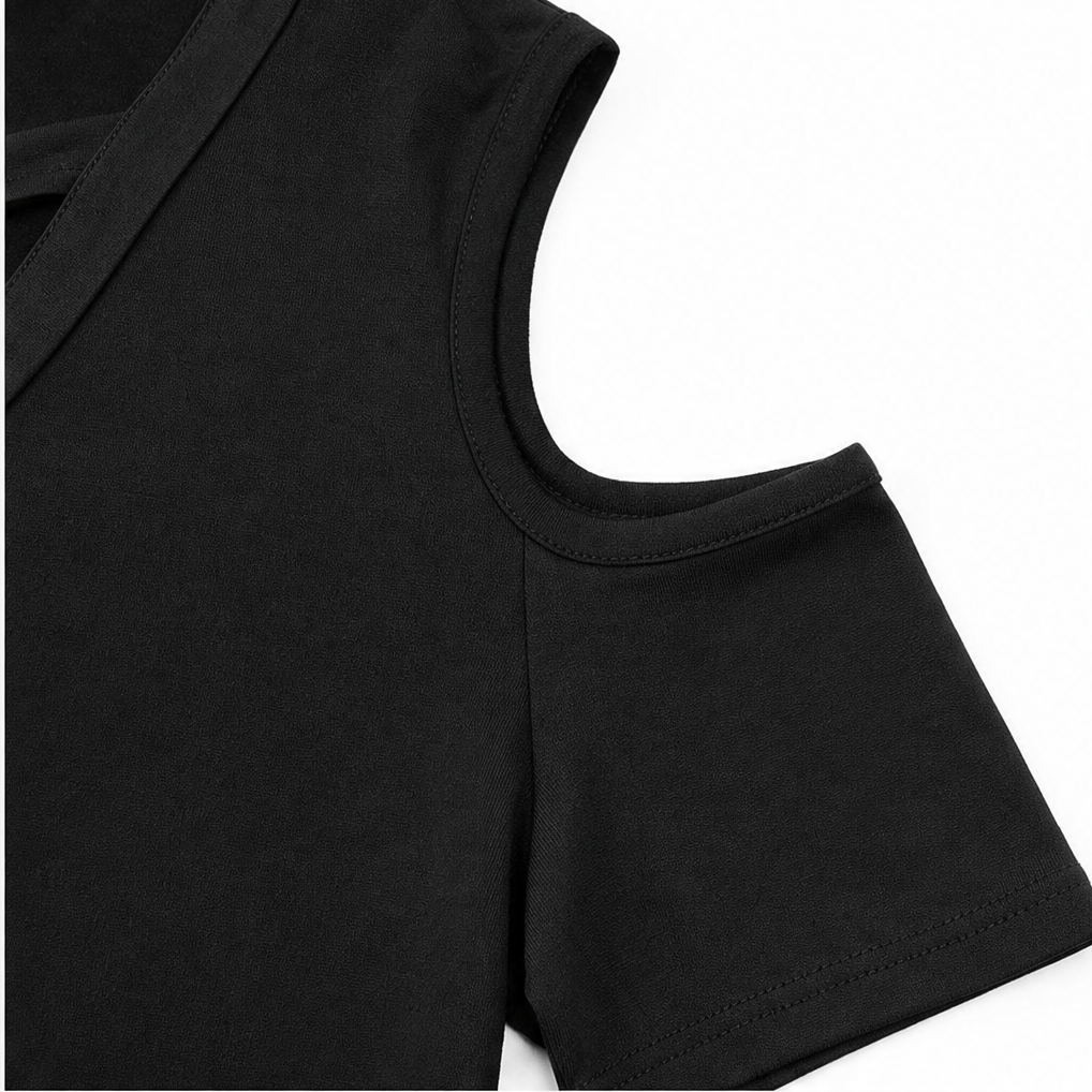 Sharkbite – Cold-Shoulder Criss-Cross Swing Tunic