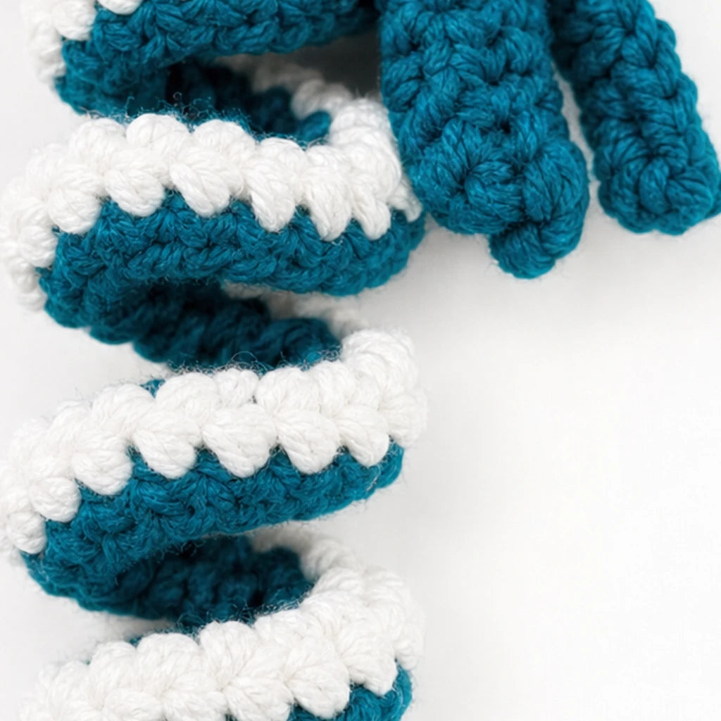 Snowmerry – Crochet Snowman Ornament Kit