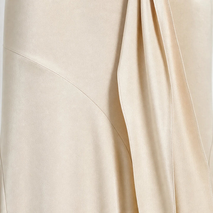Avelisse – O-Ring Tie Asymmetric Fishtail Midi Skirt