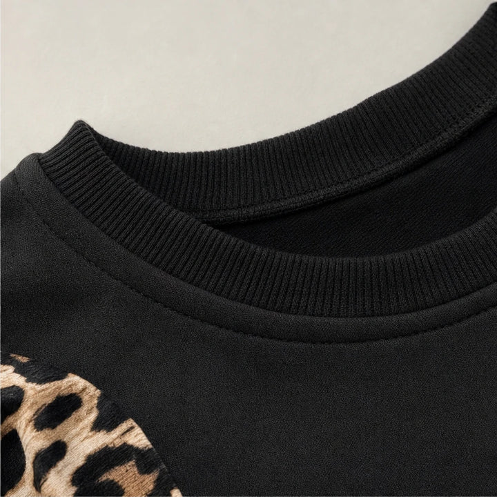 Overa – Leopard-Print Bow Sweatshirt