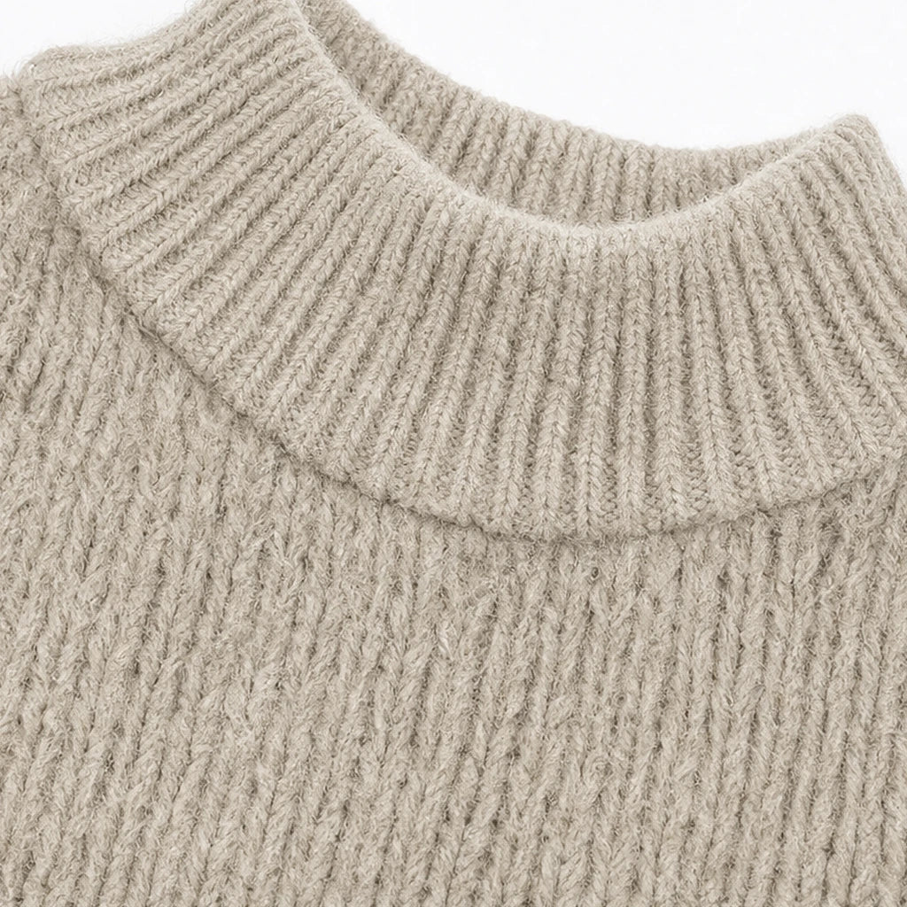 Lunavia – Loose-Fit Mock-Neck Knit Sweater