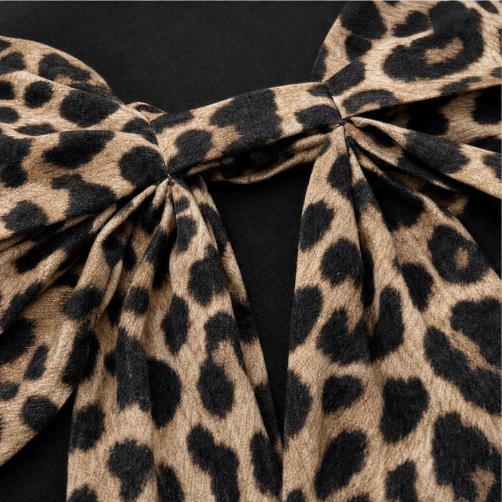 Overa – Leopard-Print Bow Sweatshirt