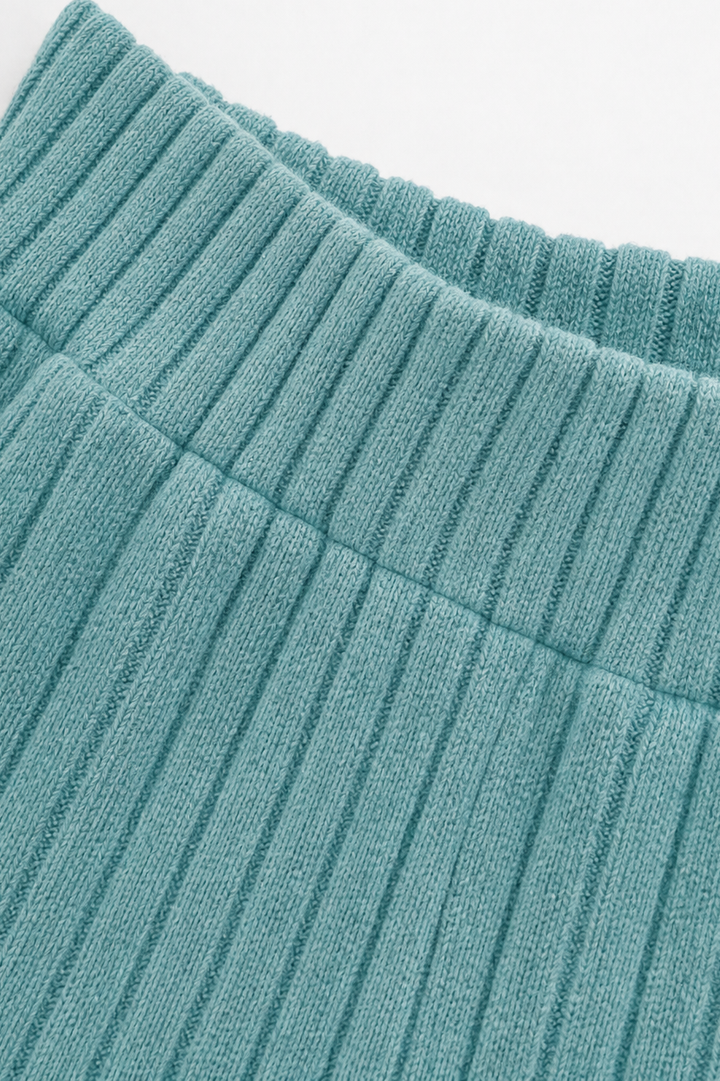 Veluna – Ribbed Knit Two-Piece Sweater Set