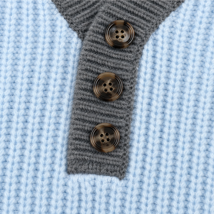 Vellora – Contrast-Trim Button-Detail V-Neck Sweater