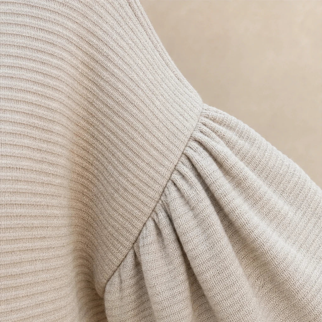Vivelyn – Textured Knit Puff Sleeve Midi Dress